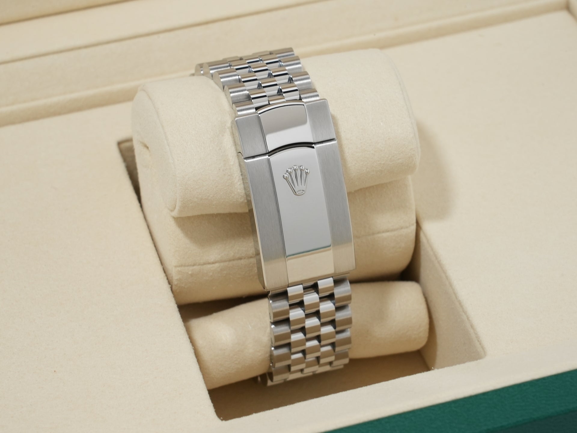 ロレックス デイトジャスト41 Ref.126334 ステンレススチール/ホワイトゴールド ホワイト文字盤 ジュビリーブレスレット 美中古 mddonpv5