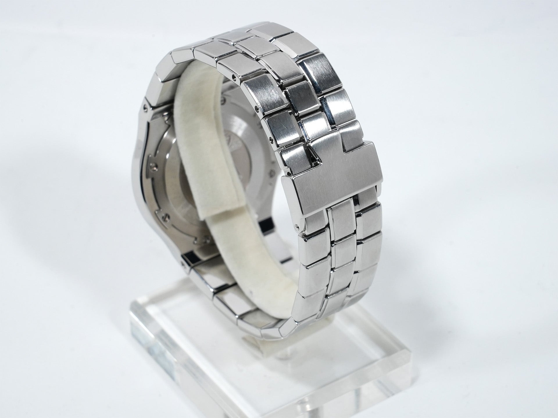 ヴァシュロンコンスタンタン オーヴァーシーズ Ref.42040/423A ステンレススチール グレー文字盤 中古 vxwijeri