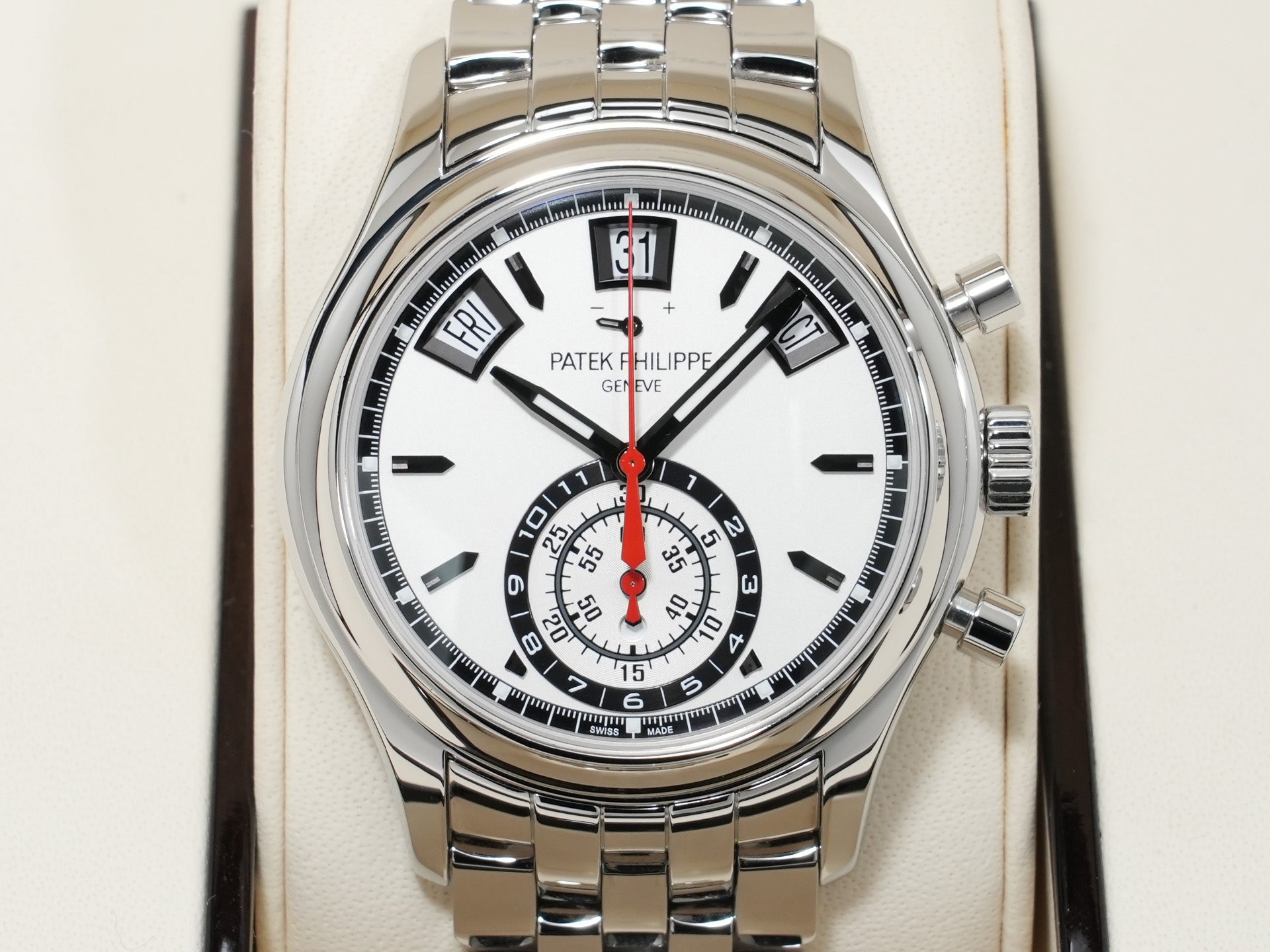 パテックフィリップ アニュアルカレンダー クロノグラフ Ref.5960/1A-001 ステンレススチール シルバー文字盤 中古 5whq4xwc