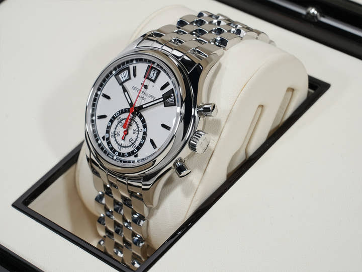 パテックフィリップ アニュアルカレンダー クロノグラフ Ref.5960/1A-001 ステンレススチール シルバー文字盤 中古 5whq4xwc