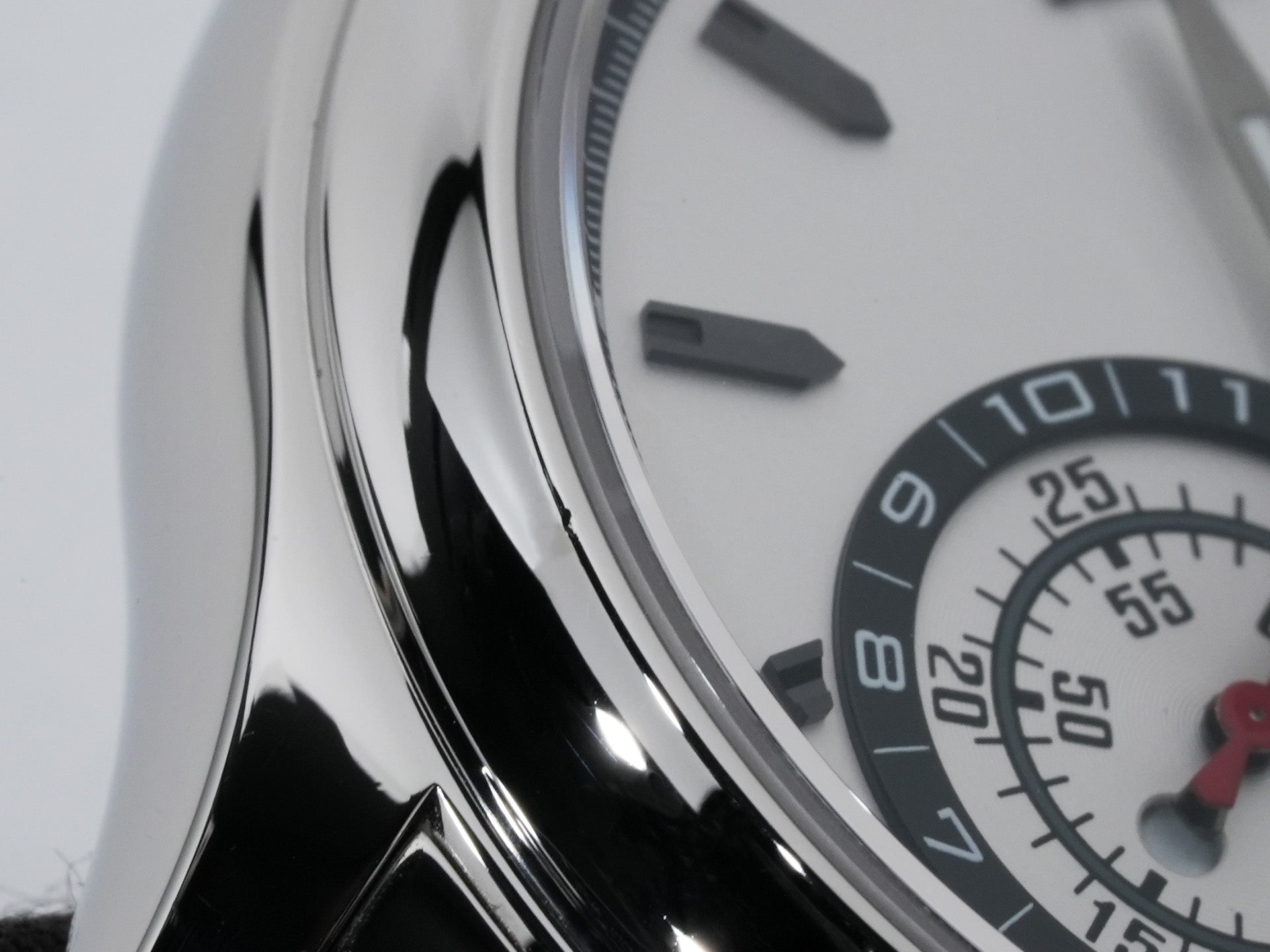 パテックフィリップ アニュアルカレンダー クロノグラフ Ref.5960/1A-001 ステンレススチール シルバー文字盤 中古 5whq4xwc