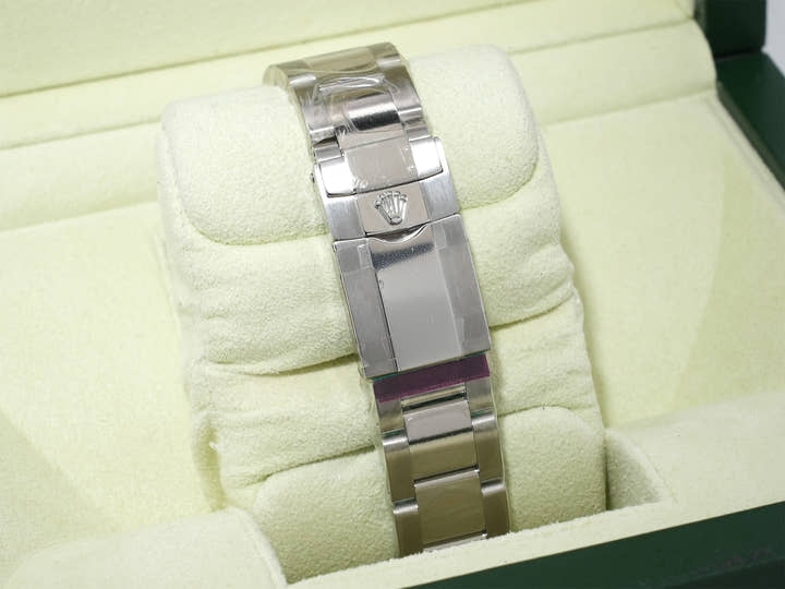 ロレックス デイトナ Ref.116520 ステンレススチール ブラック文字盤 未使用 79cx7cj4