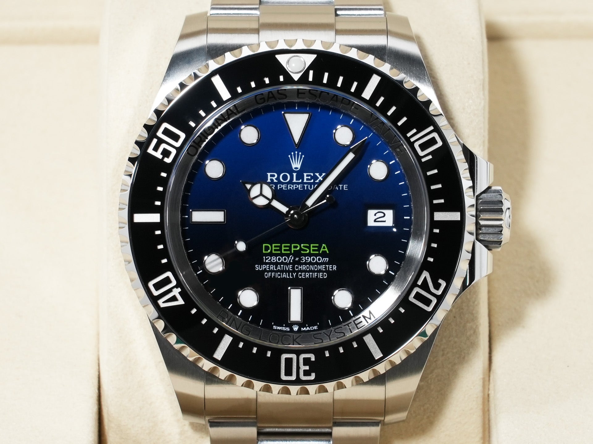 ロレックス シードゥエラー ディープシー Ref.136660 ステンレススチール D-BLUE文字盤 未使用 6zioece7