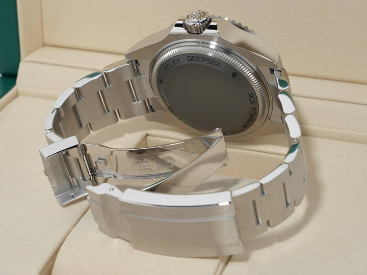 ロレックス シードゥエラー ディープシー Ref.136660 ステンレススチール D-BLUE文字盤 未使用 6zioece7