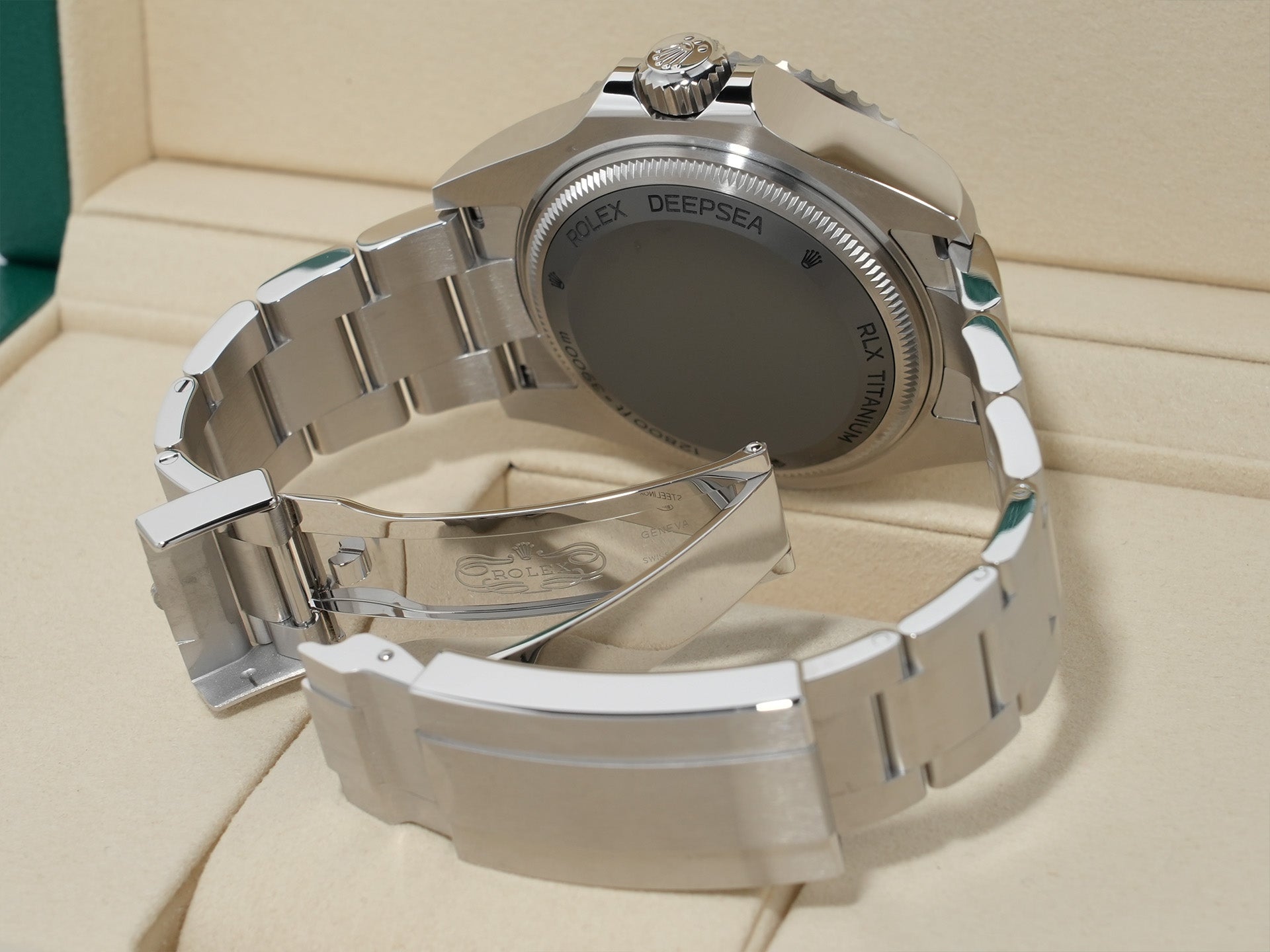 ロレックス シードゥエラー ディープシー Ref.136660 ステンレススチール D-BLUE文字盤 未使用 6zioece7