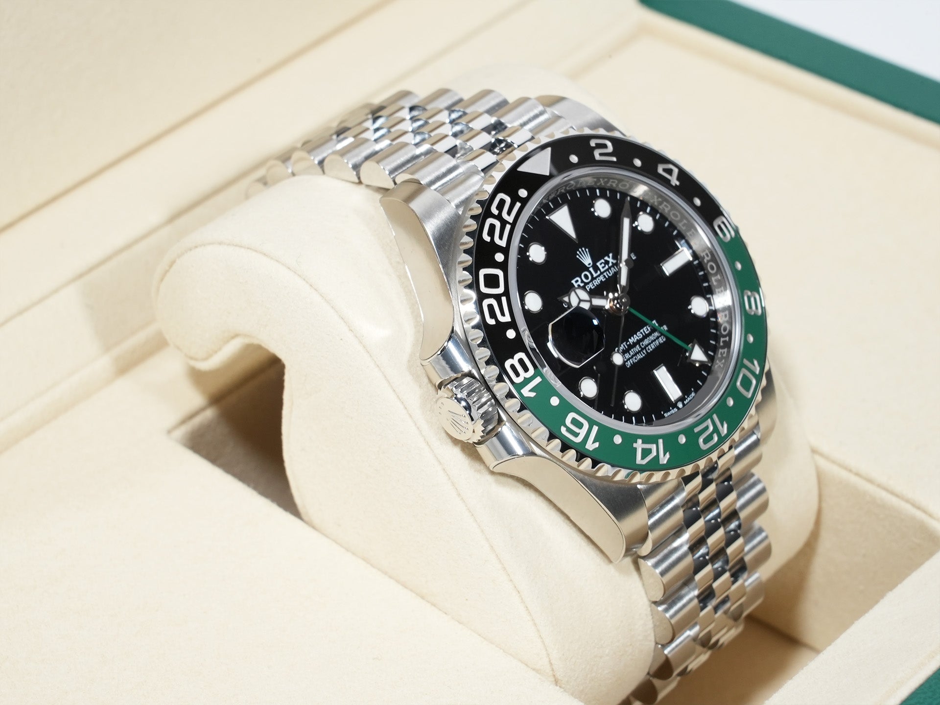 Rolex GMT-Master II Ref. 126720VTNR Stainless Steel with Black Dial and Jubilee Bracelet, Unused (q9g6paad)
