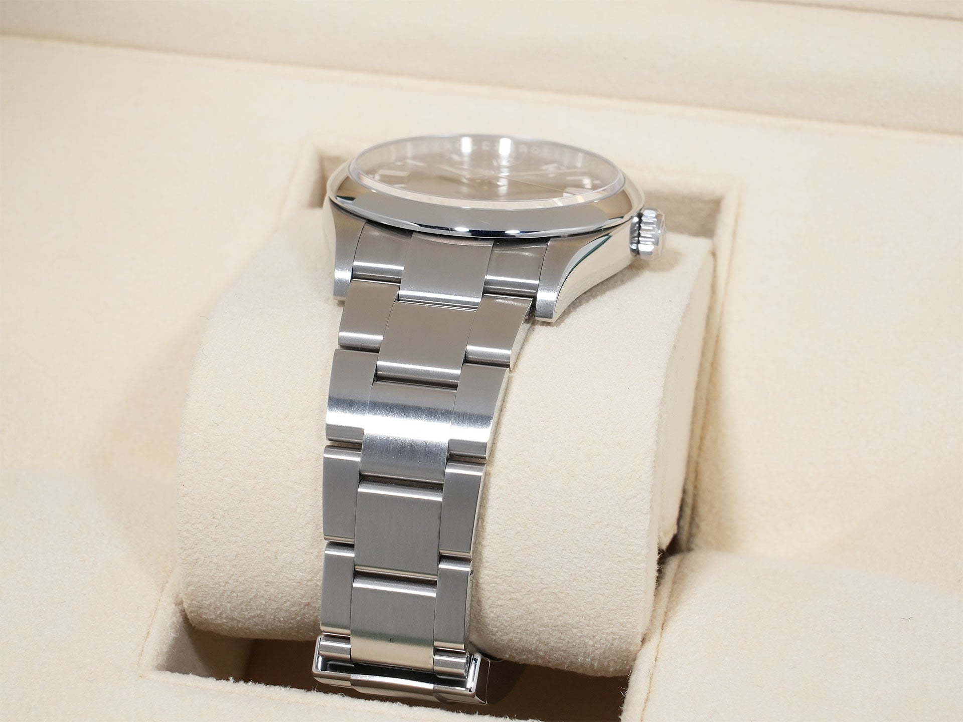 ロレックス オイスターパーペチュアル36 Ref.126000 ステンレススチール ブラック文字盤 美中古 kby8r64r