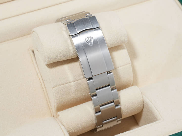 ロレックス オイスターパーペチュアル36 Ref.126000 ステンレススチール ブラック文字盤 美中古 kby8r64r