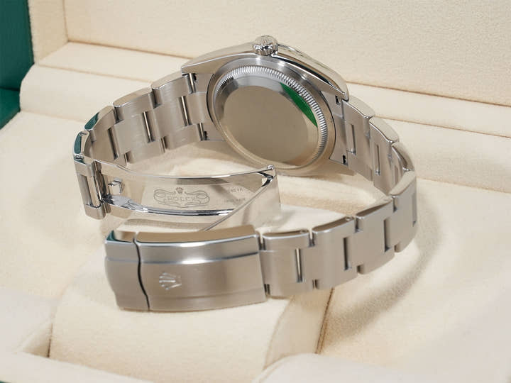 ロレックス オイスターパーペチュアル36 Ref.126000 ステンレススチール ブラック文字盤 美中古 kby8r64r