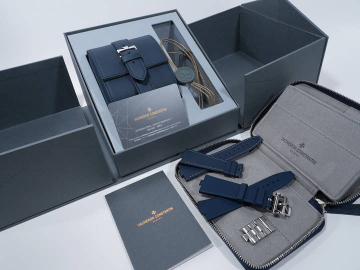 ヴァシュロンコンスタンタン オーヴァーシーズ オートマティック Ref.4520V/210A-B128 ステンレススチール ブルー文字盤 未使用 j39xz4dm