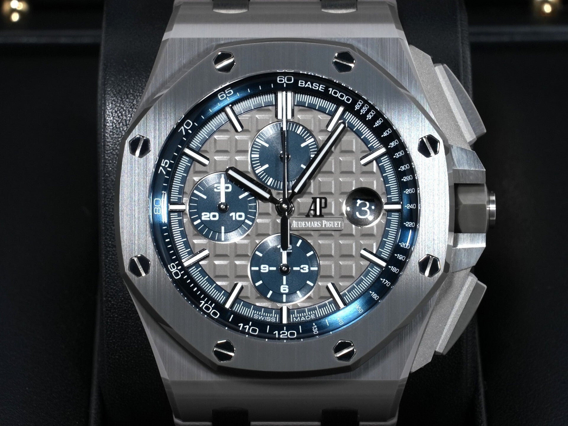オーデマピゲ ロイヤルオーク オフショア クロノグラフ Ref.26405CG.OO.A004CA.01 セラミック グレーxブルー文字盤 美品 8ptsvypa