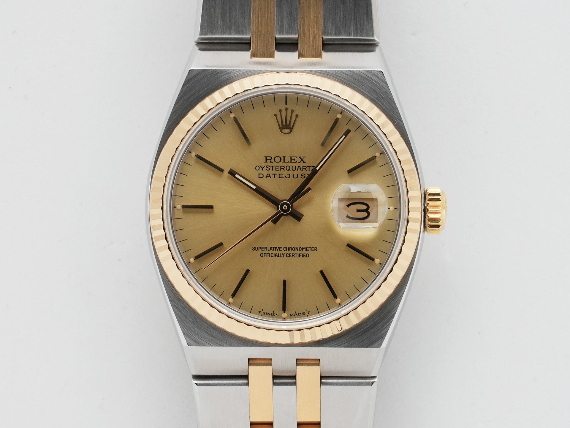 ロレックス デイトジャスト オイスタークォーツ Ref.17013 ステンレススチール/イエローゴールド シャンパン文字盤 オイスターブレスレット 中古 pan5vc7j
