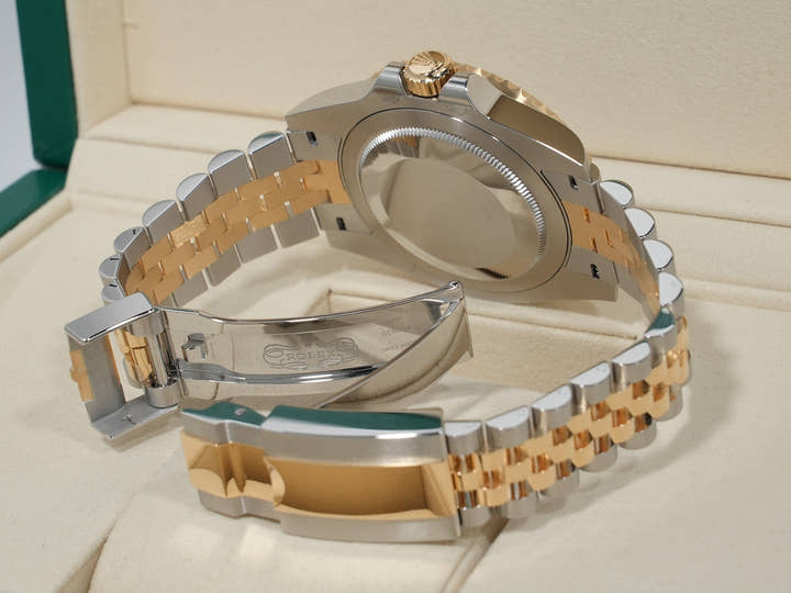 ロレックス GMTマスターII Ref.126713GRNR ステンレススチール/イエローゴールド ブラック文字盤 ジュビリーブレスレット 未使用 xgy5o789