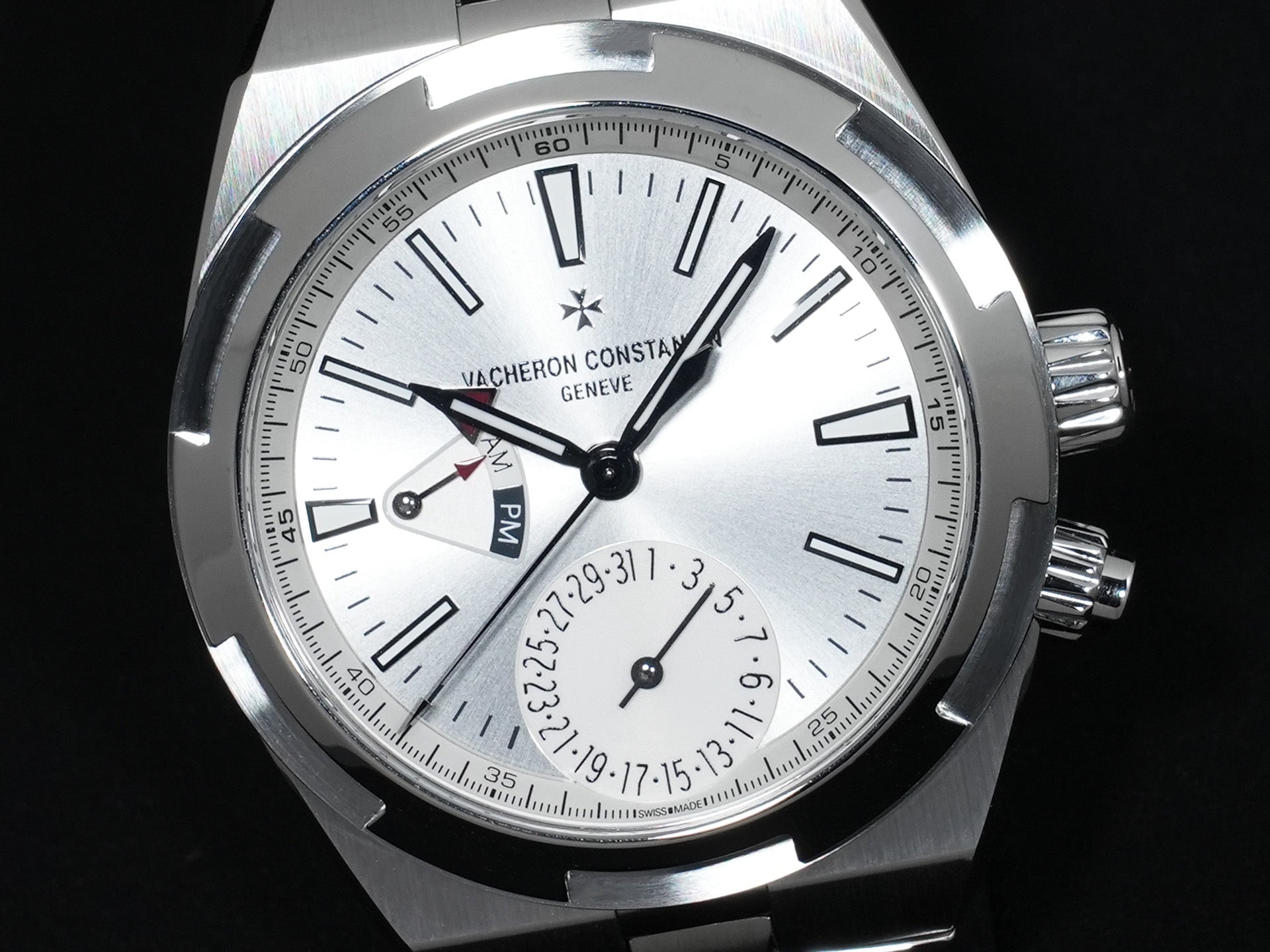 ヴァシュロンコンスタンタン オーヴァーシーズ デュアルタイム Ref.7900V/110A-B333 ステンレススチール シルバー文字盤 極美品 mamsi2bt