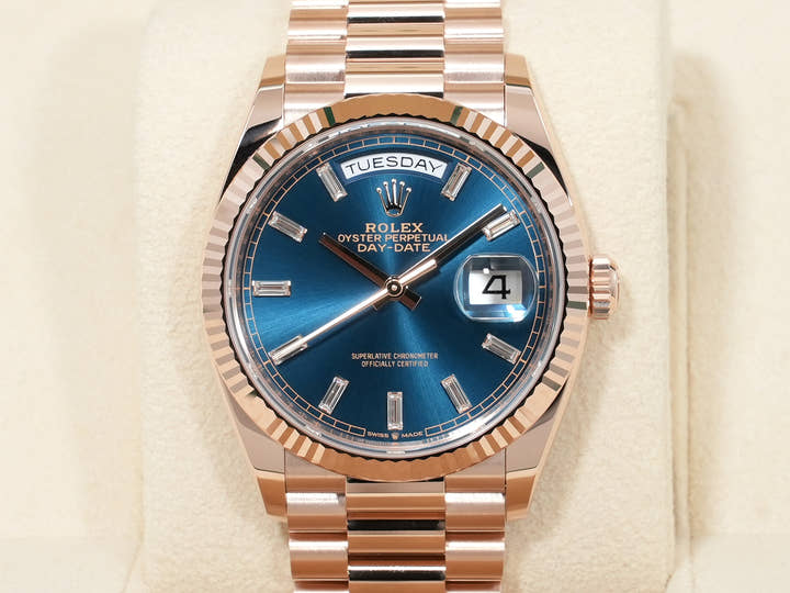 Rolex Day-Date 36 Ref. 128235 Everose Gold Blue-Green Dial Excellent Condition gyqhq4a7