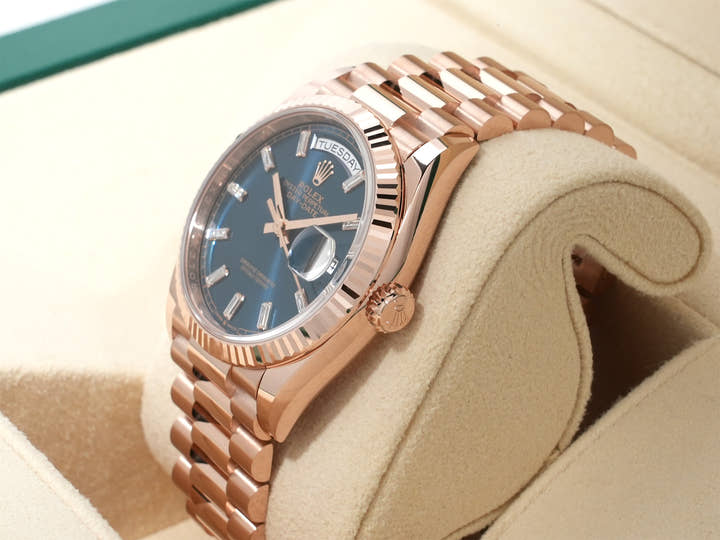 Rolex Day-Date 36 Ref. 128235 Everose Gold Blue-Green Dial Excellent Condition gyqhq4a7