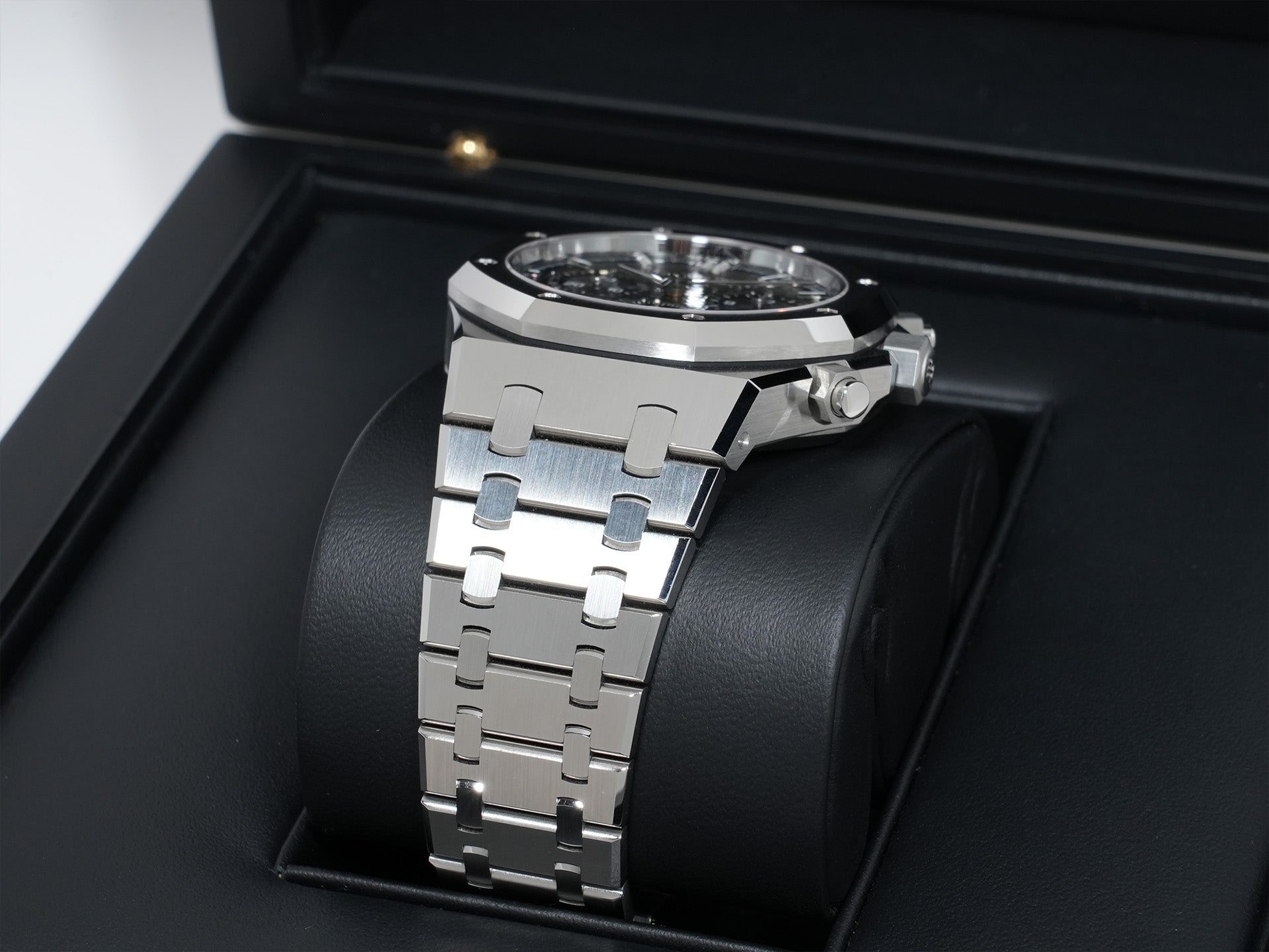 オーデマピゲ ロイヤルオーク クロノグラフ 50周年記念 Ref.26240ST.OO.1320ST.02 ステンレススチール ブラック文字盤 美中古 fj6963ca