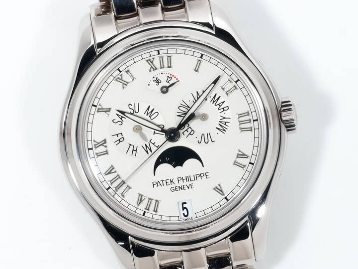 パテックフィリップ アニュアルカレンダー ムーンフェイズ Ref.5036/1G-017 ホワイトゴールド シルバー文字盤 中古 rk7xrgp6