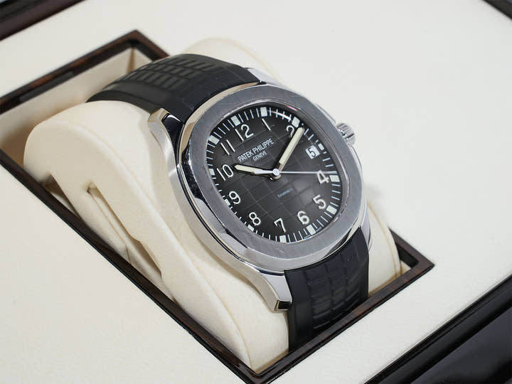 パテックフィリップ アクアノート TIFFANY＆CO. Ref.5167A-001 ステンレススチール ブラック文字盤 中古 7vyvyy6u