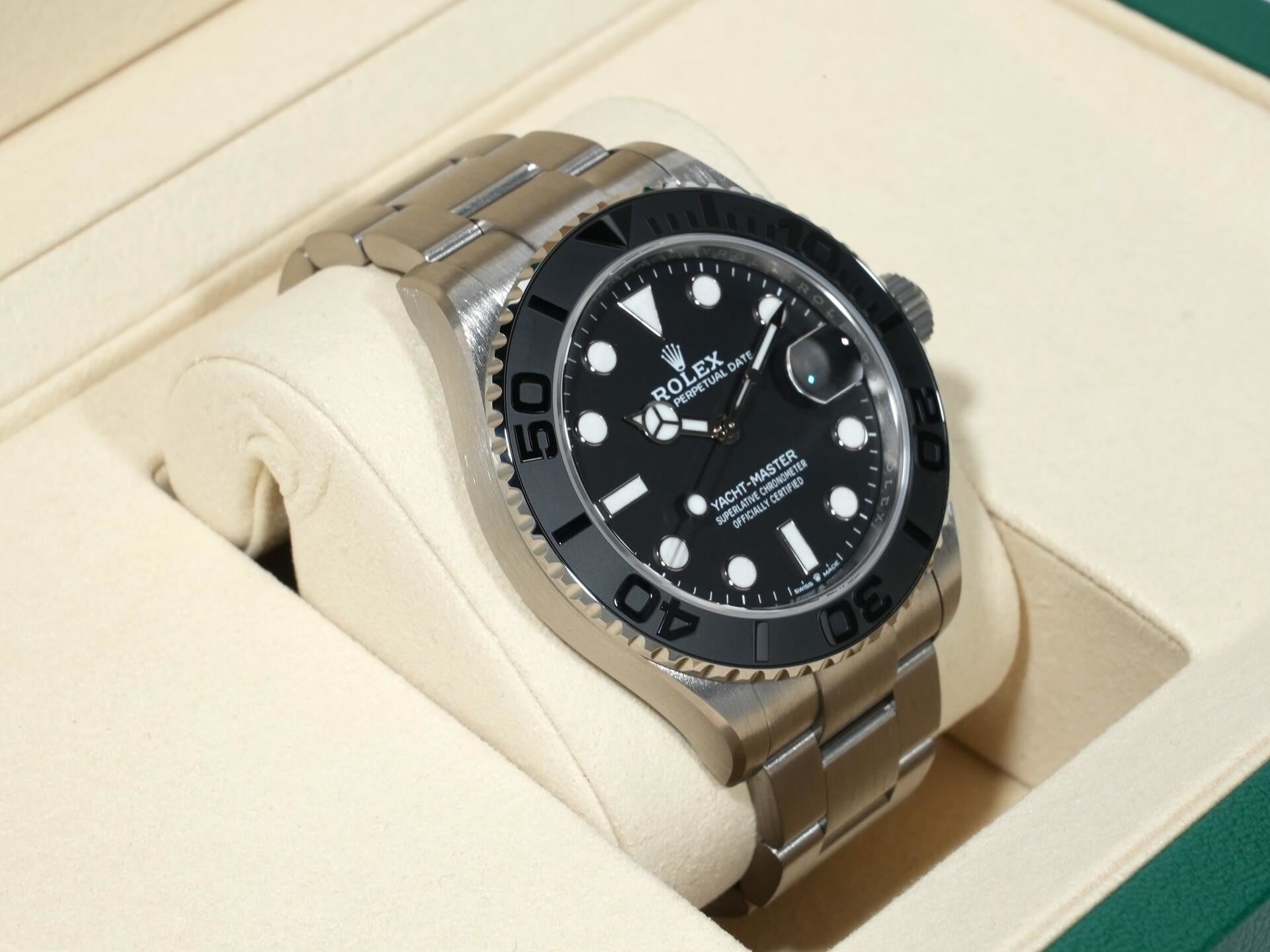 ロレックス ヨットマスター42 Ref.226627 RLXチタン ブラック文字盤 未使用 y49j6tjy