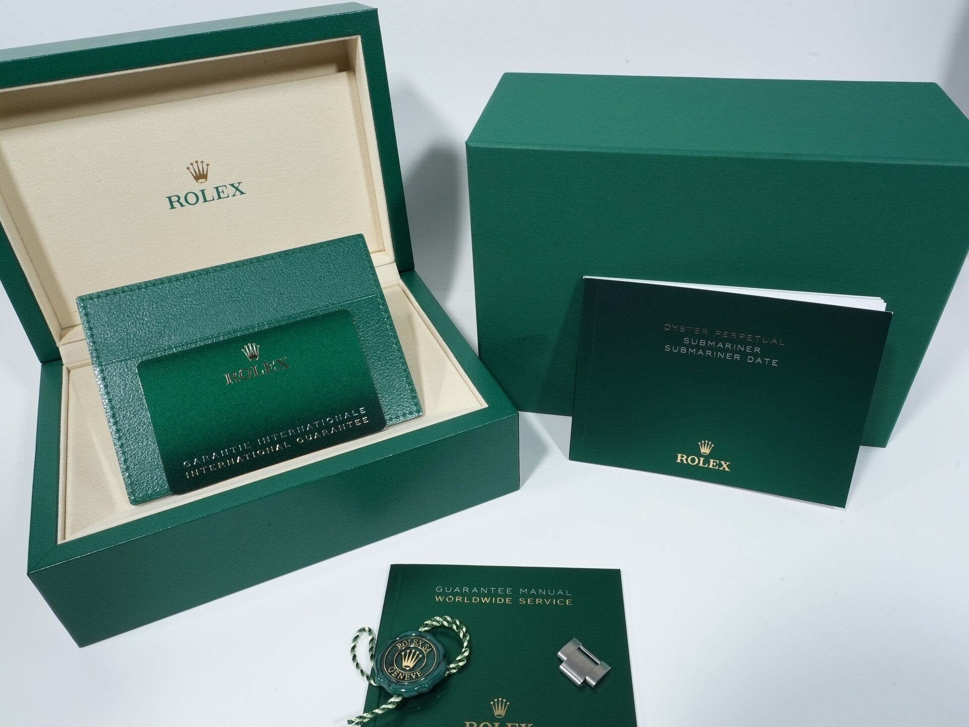 ロレックス サブマリーナー デイト Ref.126610LV ステンレススチール ブラック文字盤 未使用 igajxunf