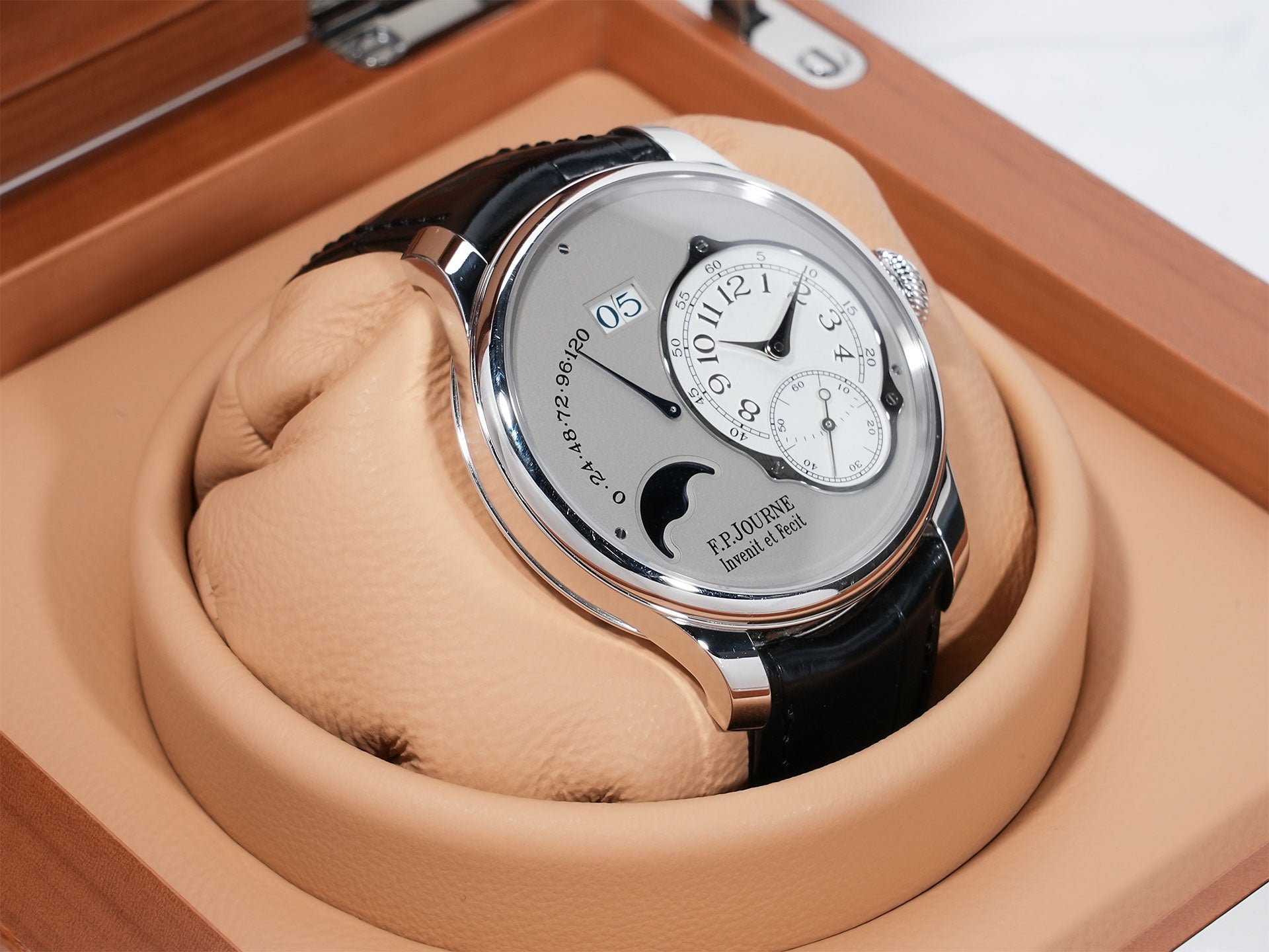 F.P.ジュルヌ オクタ リュヌ Ref.- プラチナ ホワイトゴールド文字盤 中古 b5jgf2z7