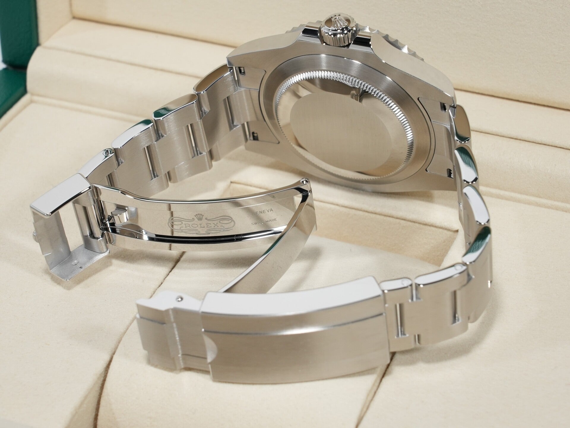 ロレックス サブマリーナー デイト Ref.126610LV ステンレススチール ブラック文字盤 未使用 o6ug4gnh