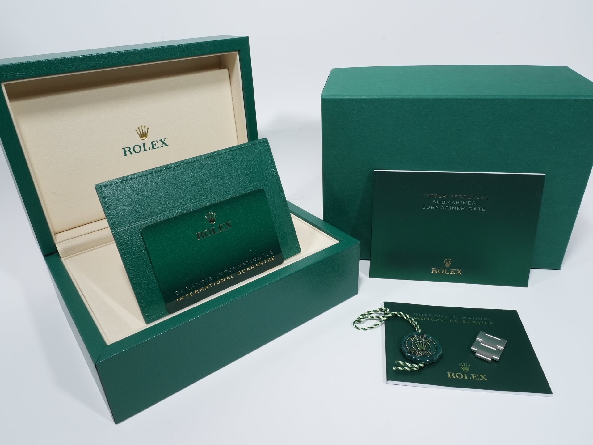 ロレックス サブマリーナー デイト Ref.126610LV ステンレススチール ブラック文字盤 未使用 o6ug4gnh