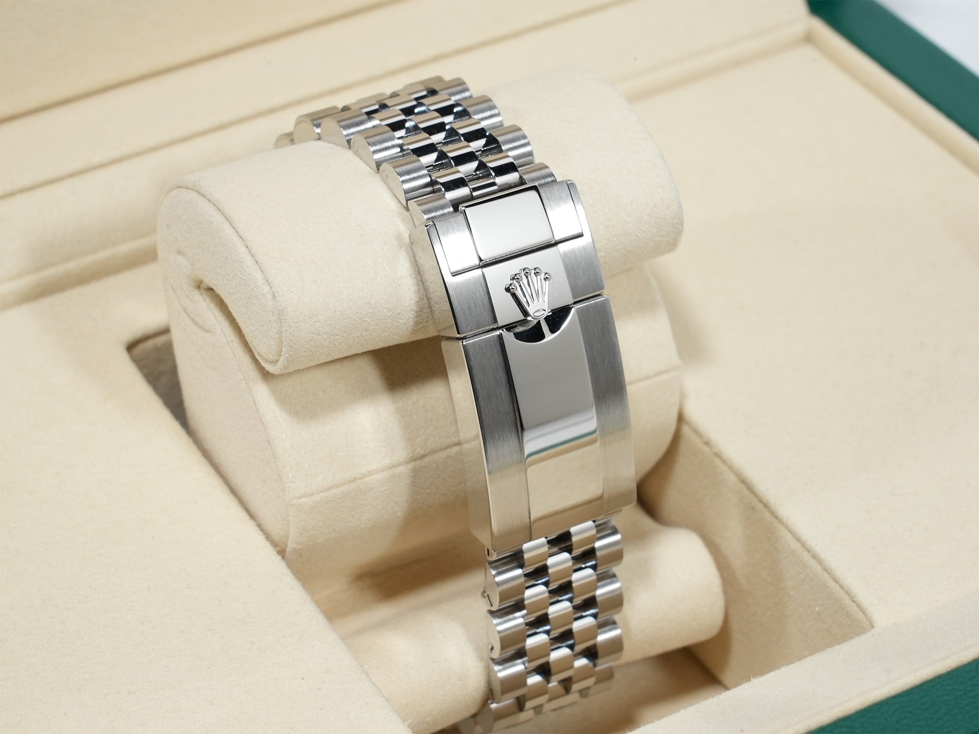 ロレックス GMTマスターII Ref.126710GRNR ステンレススチール ブラック文字盤 ジュビリーブレスレット 未使用 aiyh4xv5