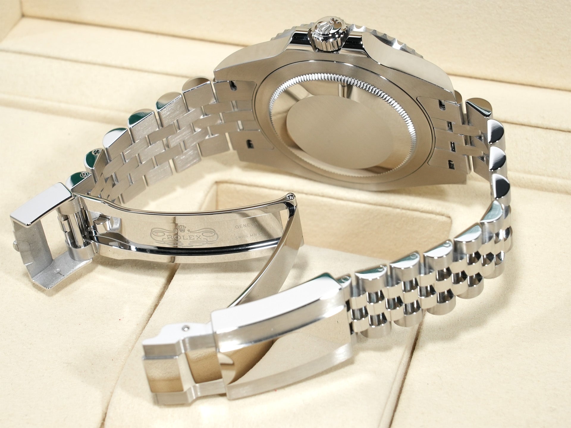 ロレックス GMTマスターII Ref.126710GRNR ステンレススチール ブラック文字盤 ジュビリーブレスレット 未使用 aiyh4xv5