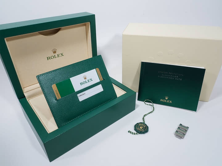 ロレックス サブマリーナー デイト Ref.116610LV ステンレススチール グリーン文字盤 極美品 m2xtzioz
