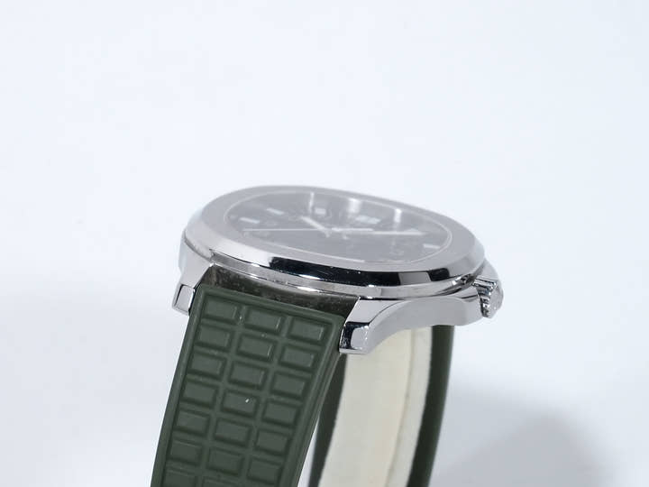 パテックフィリップ アクアノート ラージ Ref.5065A-001 ステンレススチール ブラック文字盤 中古 y2rupj98