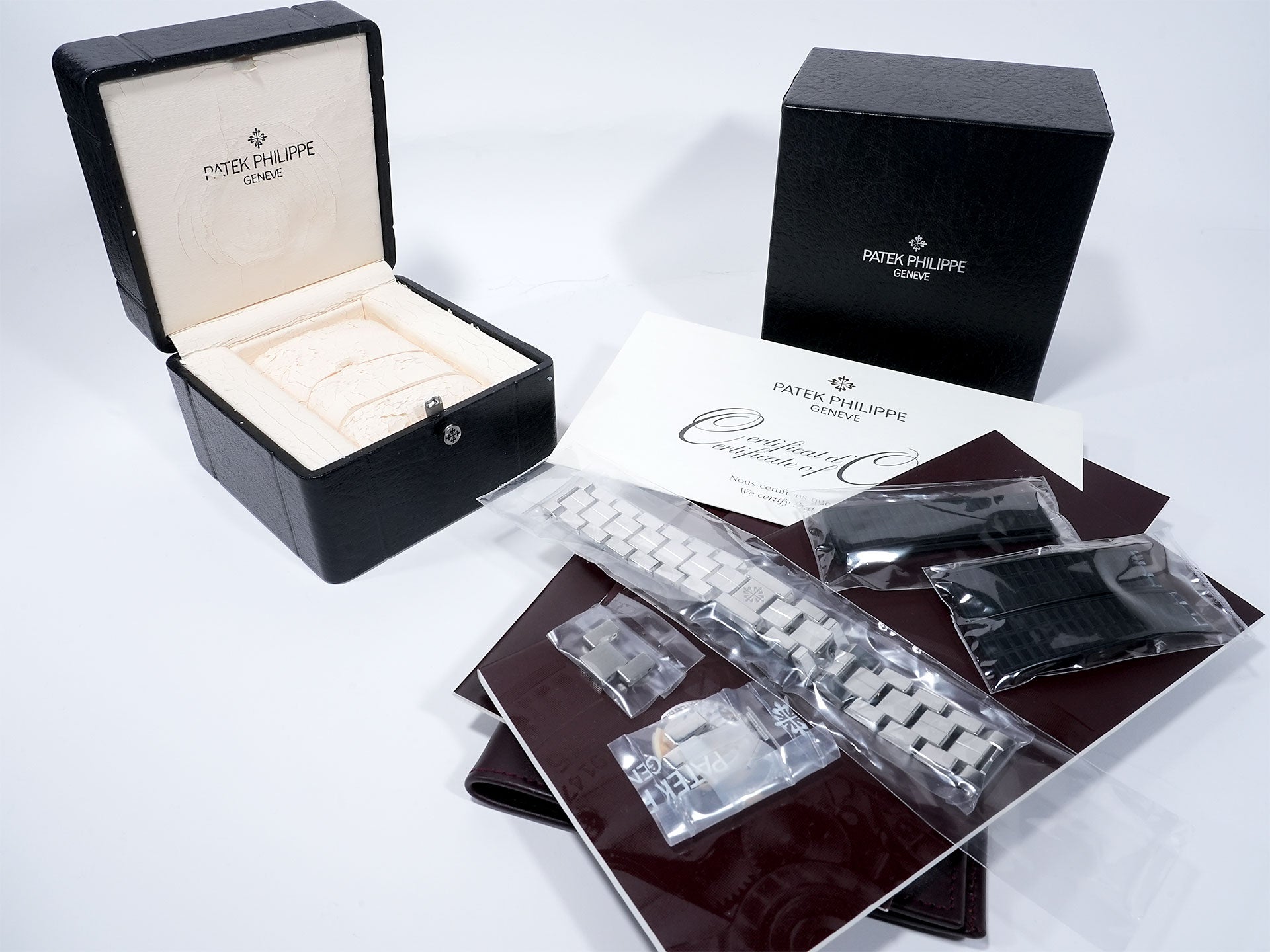 パテックフィリップ アクアノート ラージ Ref.5065A-001 ステンレススチール ブラック文字盤 中古 y2rupj98