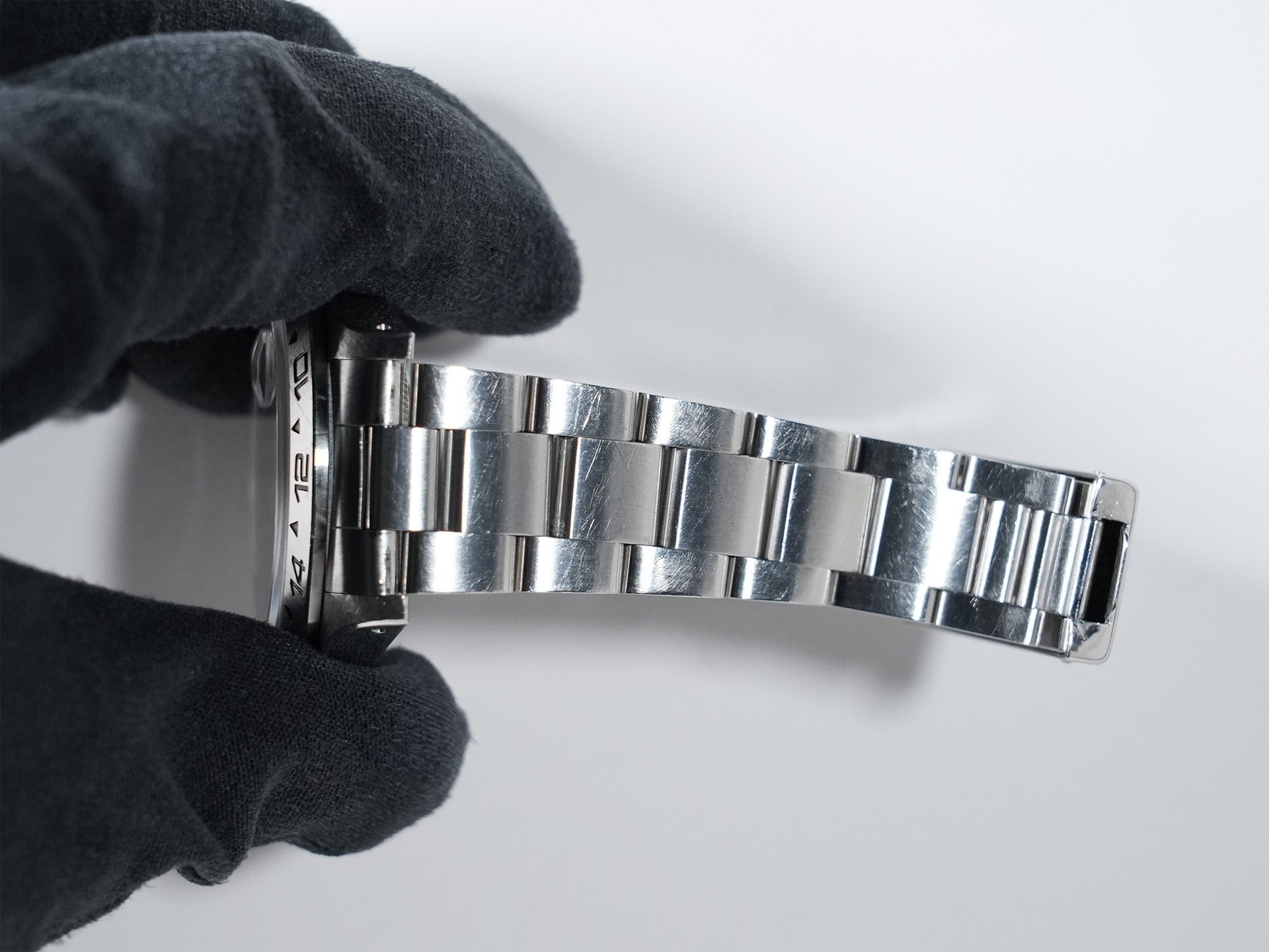 Pre-owned Rolex Explorer II Ref. 16550 Stainless Steel White Dial Oyster Bracelet isiibo2z