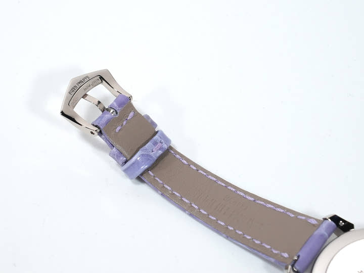 Patek Philippe Calatrava Grand Exhibition Tokyo 2023 Ref. 7127G-010 White Gold Lilac Tone (Purple) Dial Unused 4xqjazwh