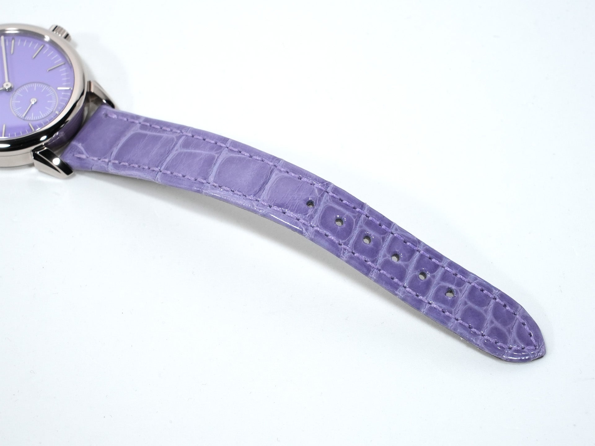 Patek Philippe Calatrava Grand Exhibition Tokyo 2023 Ref. 7127G-010 White Gold Lilac Tone (Purple) Dial Unused 4xqjazwh