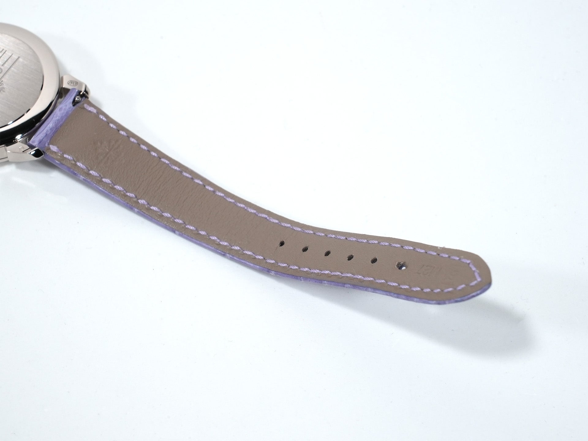 Patek Philippe Calatrava Grand Exhibition Tokyo 2023 Ref. 7127G-010 White Gold Lilac Tone (Purple) Dial Unused 4xqjazwh