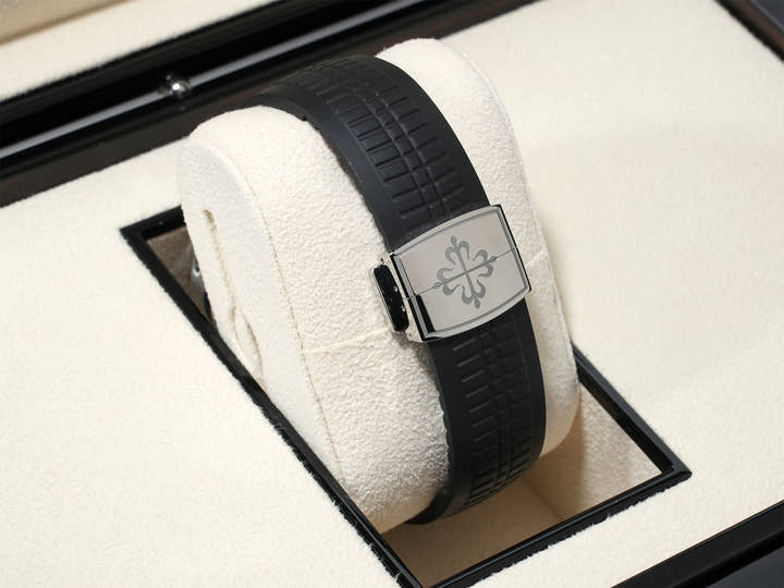 パテックフィリップ アクアノート クロノグラフ Ref.5968A-001 ステンレススチール ブラック文字盤 美中古 hxysfr8f