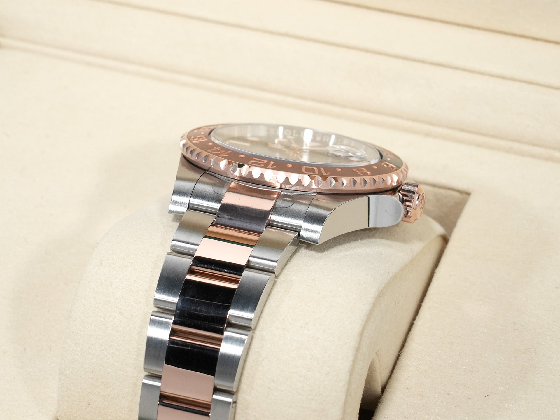 ロレックス GMTマスターII Ref.126711CHNR ステンレススチール/エバーローズゴールド ブラック文字盤 オイスターブレスレット 美中古 6eaeb3jw