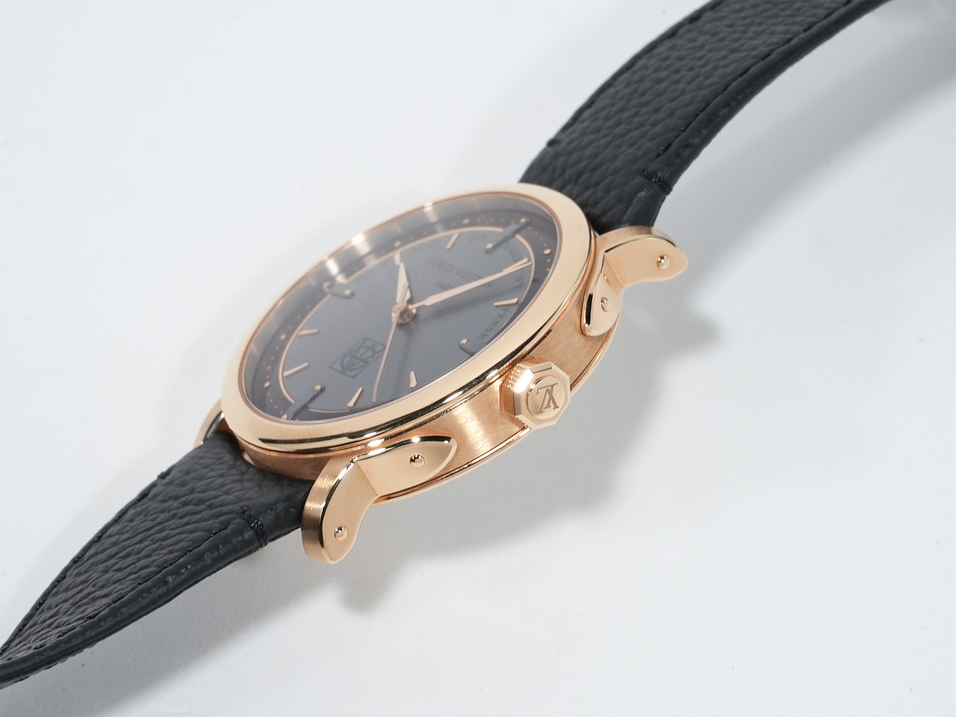 Louis Vuitton Escale Ref. W3PG31 Pink Gold Gray Dial Pre-owned ohfwwyso