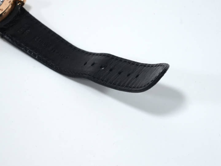 Louis Vuitton Escale Ref. W3PG31 Pink Gold Gray Dial Pre-owned ohfwwyso