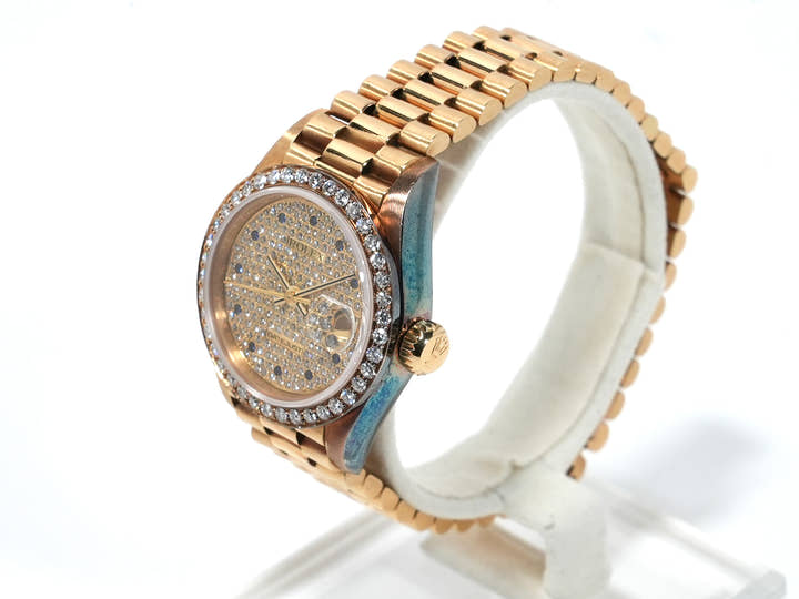 Pre-owned Rolex Datejust Ref. 69138 Yellow Gold with 11 Pave Diamonds and Sapphire Dial (r5c3vggt)