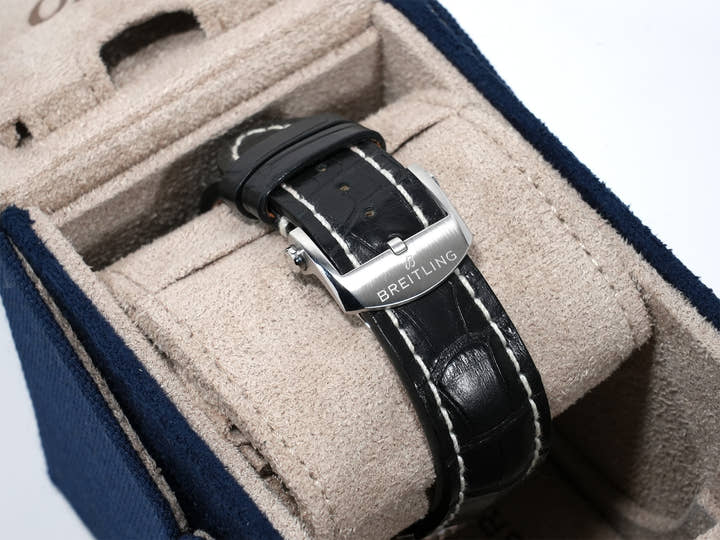 Breitling Navitimer B19 Chronograph 43 Perpetual Calendar Ref. PB1920251C1P1 Stainless Steel/Platinum Ice Blue Dial Pre-owned p3dx48hb