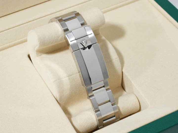 Rolex GMT-Master II Ref. 126710BLRO Stainless Steel Black Dial Oyster Bracelet Unused h9qpyxcd