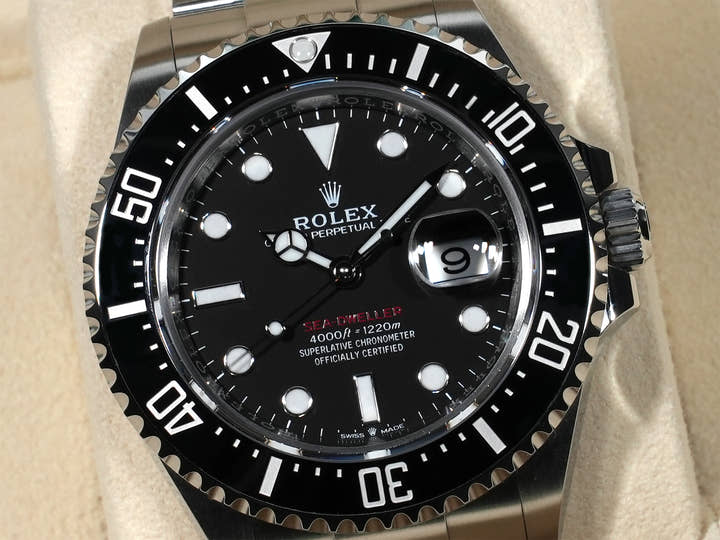 Rolex Sea-Dweller Ref. 126600 Stainless Steel Black Dial Excellent Condition z8t3nudk