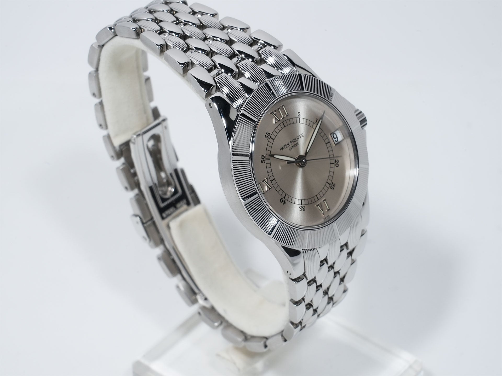 Patek Philippe Neptune Ref. 5080/1A-010 Stainless Steel Silver Dial Excellent Condition gahu6qov