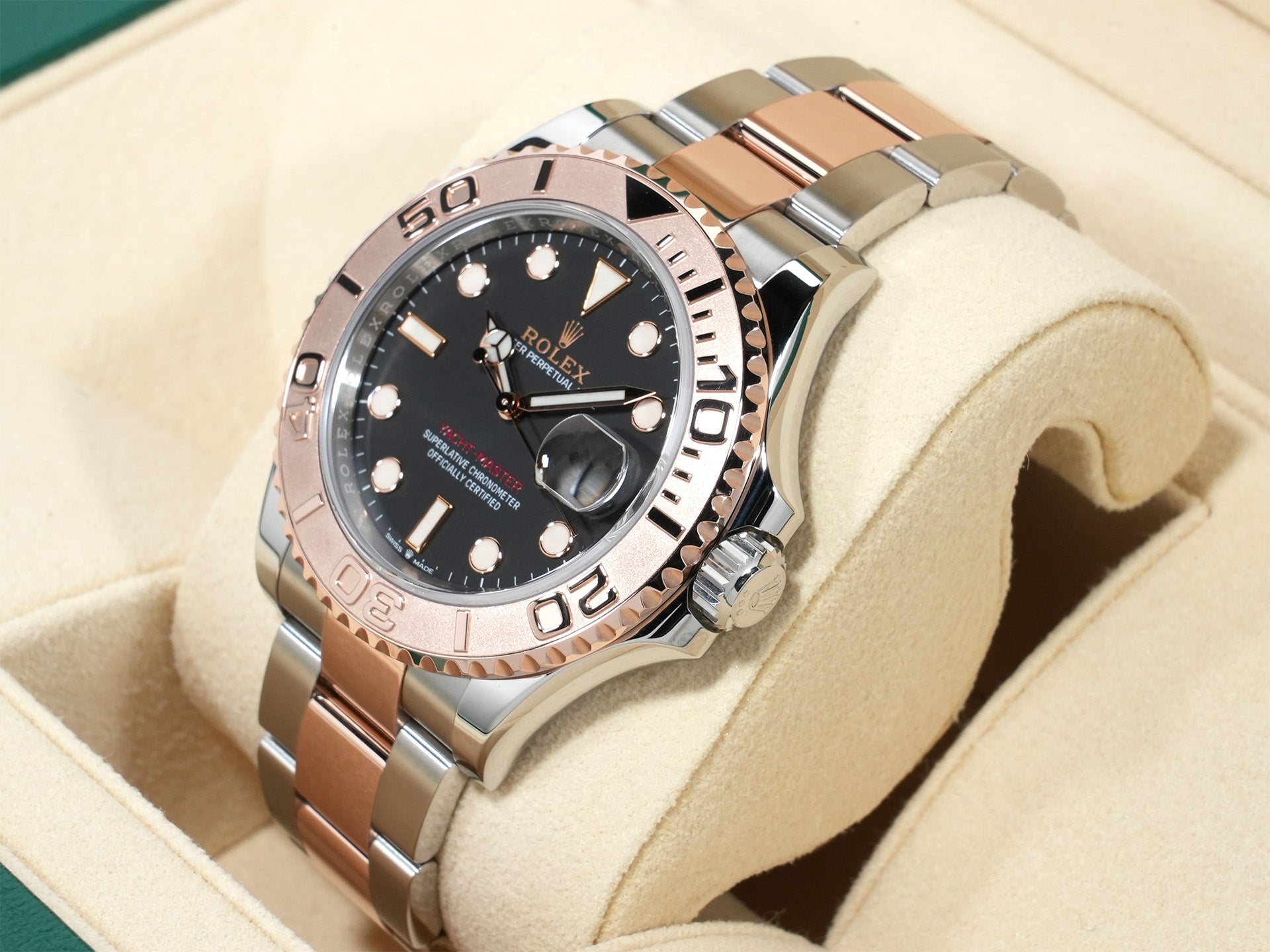 Rolex Yacht-Master 40 Ref. 126621 Stainless Steel/Everose Gold Black Dial Like New Pre-Owned fyggzoub
