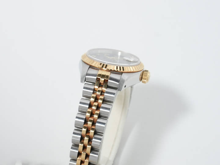 Pre-owned Rolex Datejust TIFFANY &amp; CO. Ref. 69173 in Stainless Steel/Yellow Gold with Black Pyramid Roman Dial and Jubilee Bracelet (goeq3n8r)