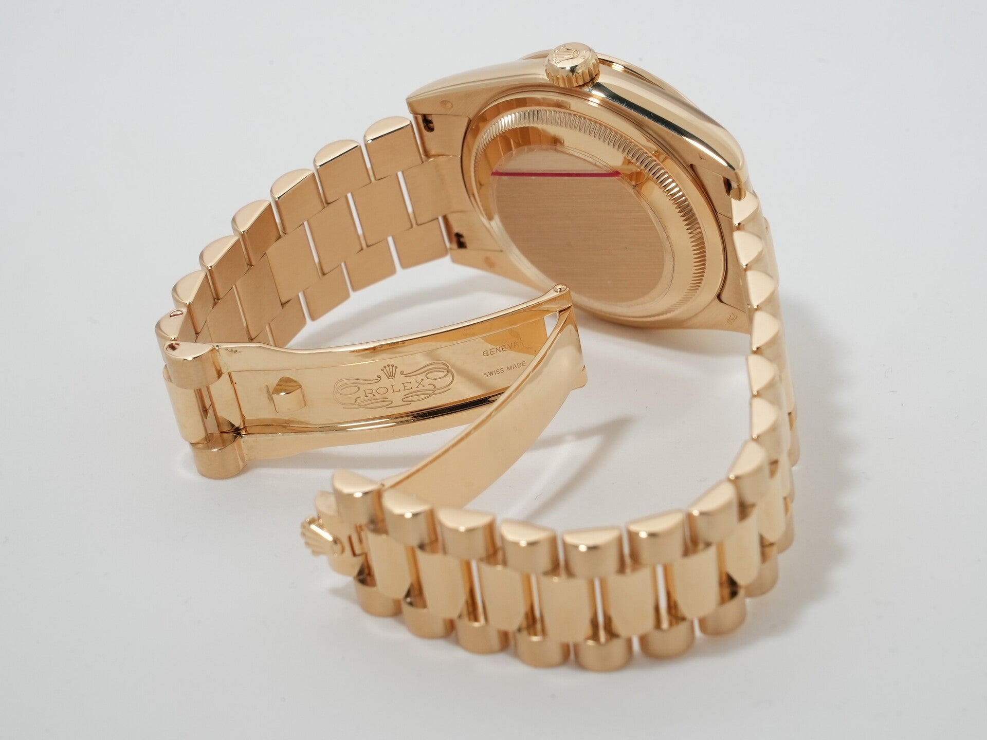 Rolex Day-Date Ref. 118348 Yellow Gold Pavé Diamond and 10 Ruby Dial, Excellent Condition, 3r5upnkr