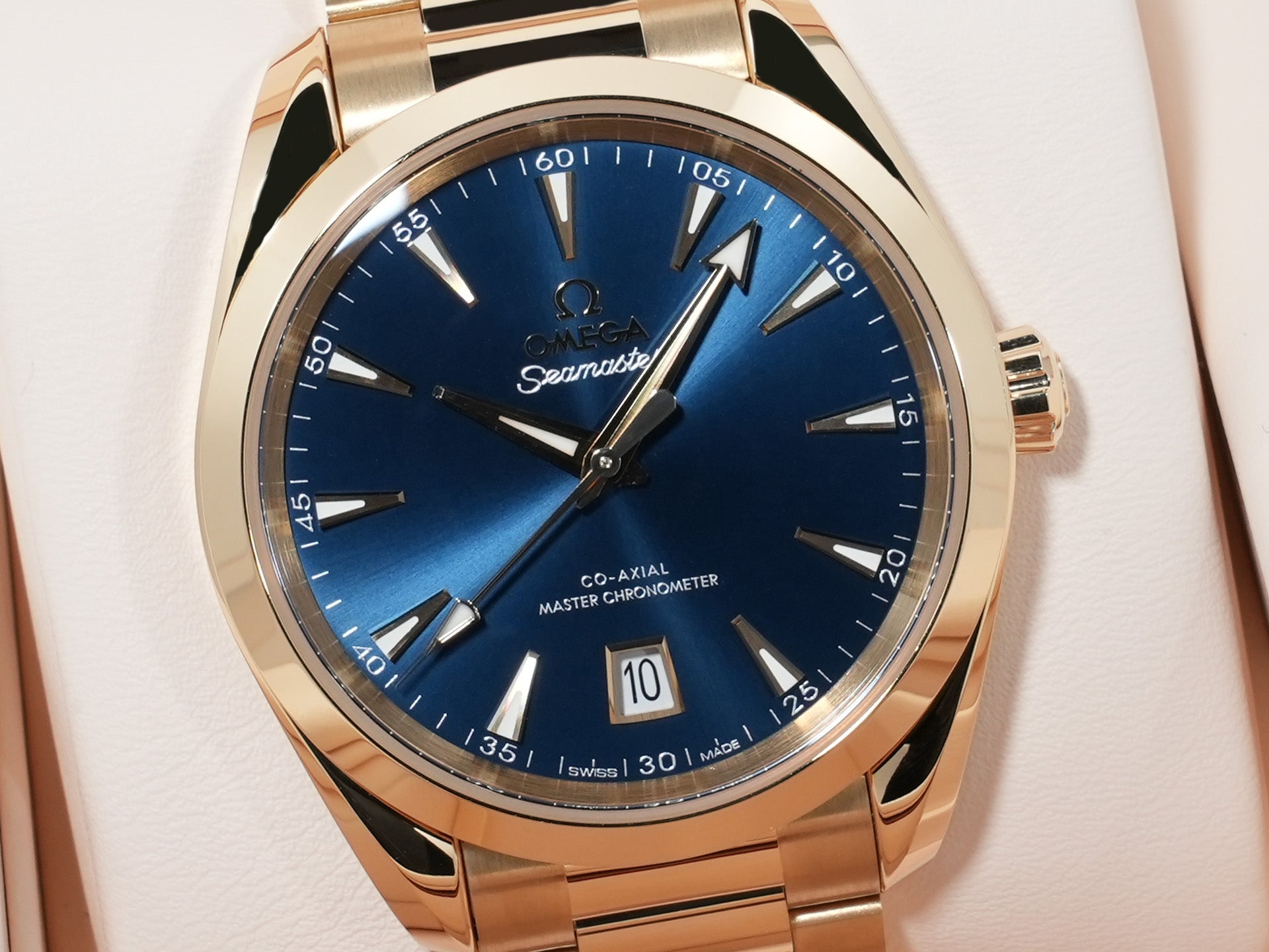 オメガ シーマスター アクアテラ 150M Ref.220.50.38.20.03.001 ムーンシャインゴールド ブルー文字盤 未使用 c82vwqsi